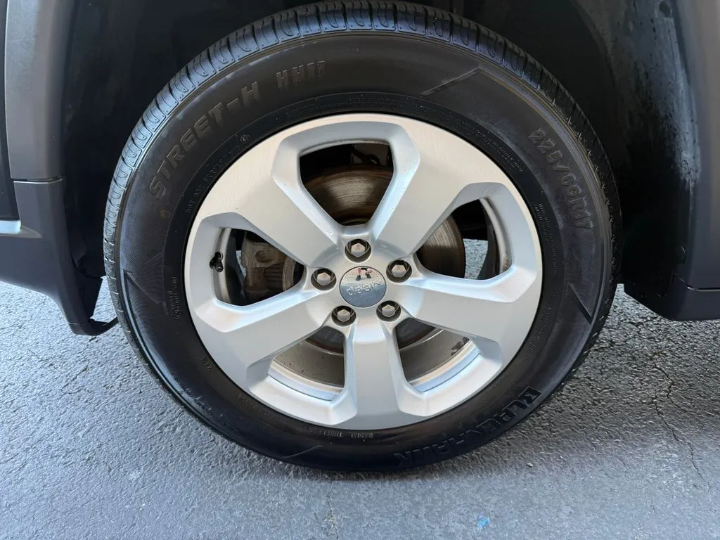 Jeep Compass photo 32