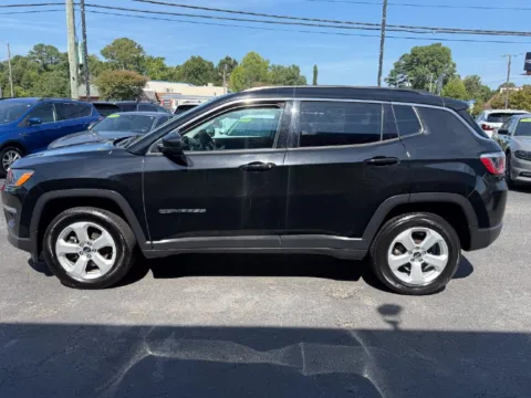 More photos of 2019 Jeep Compass Latitude at Courtesy Auto Sales, VA