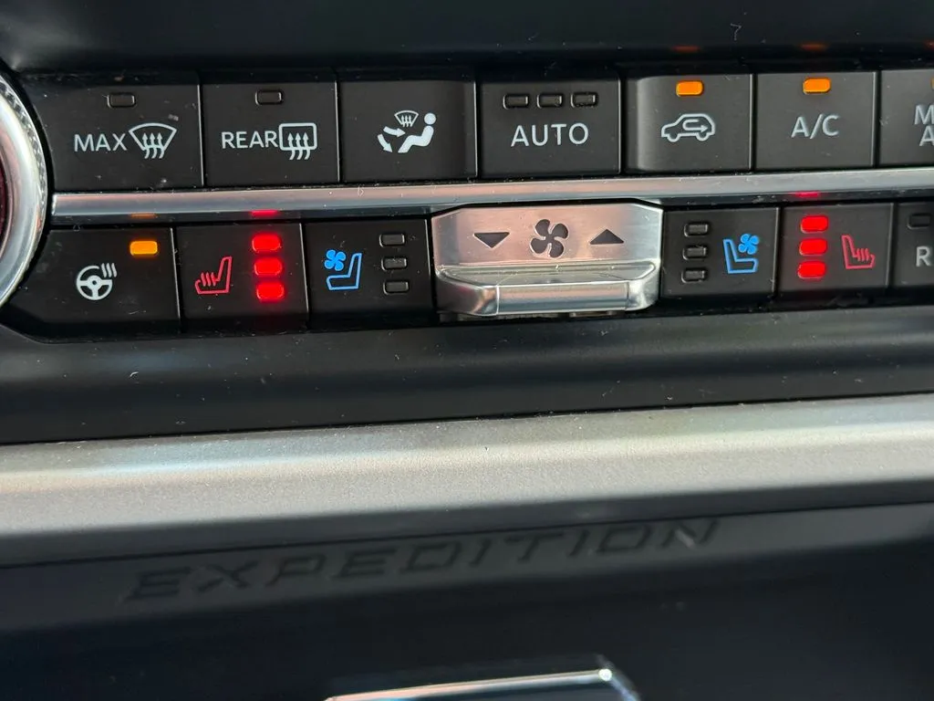 Ford Expedition photo 5