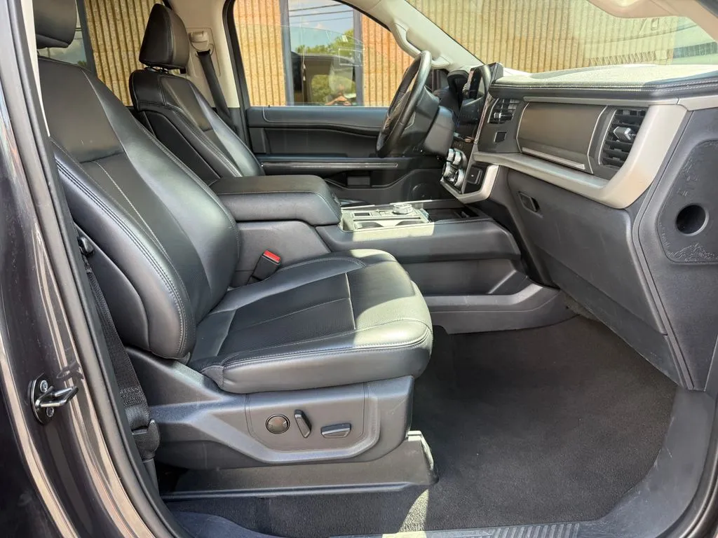 Ford Expedition photo 26