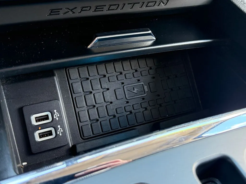 Ford Expedition photo 37