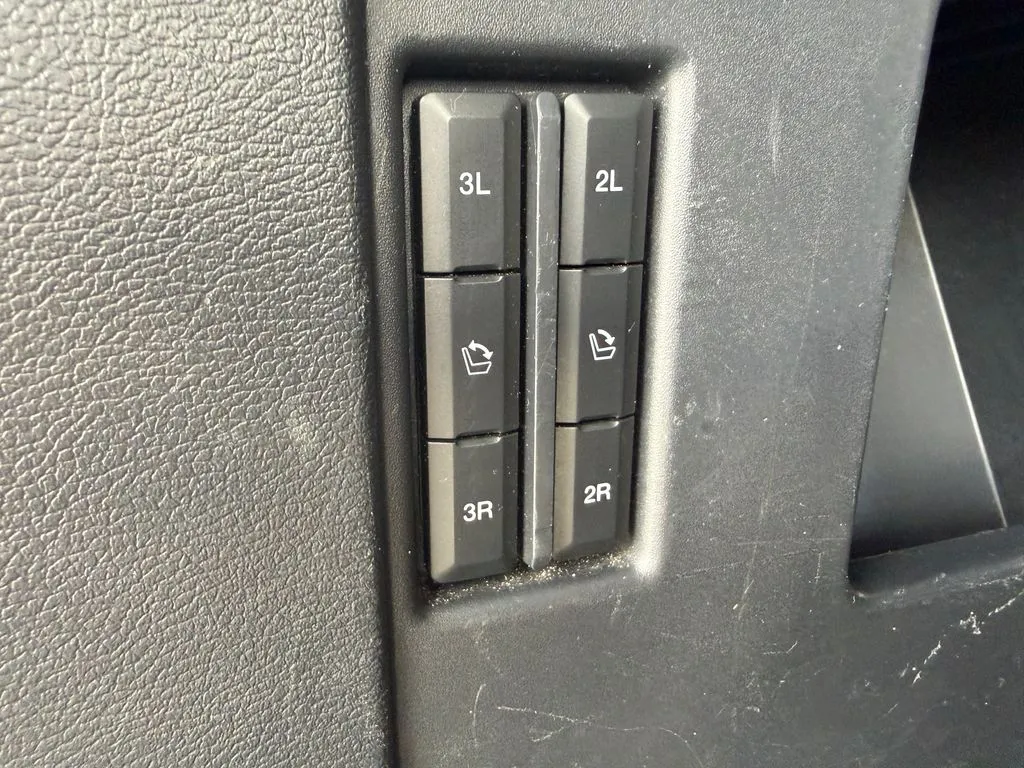 Ford Expedition photo 7