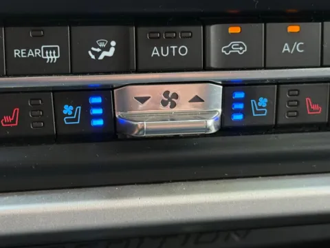 More photos of 2024 Ford Expedition XLT at Courtesy Auto Sales, VA