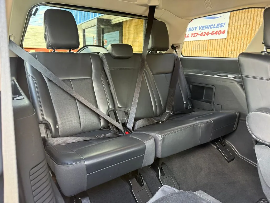 Ford Expedition photo 25