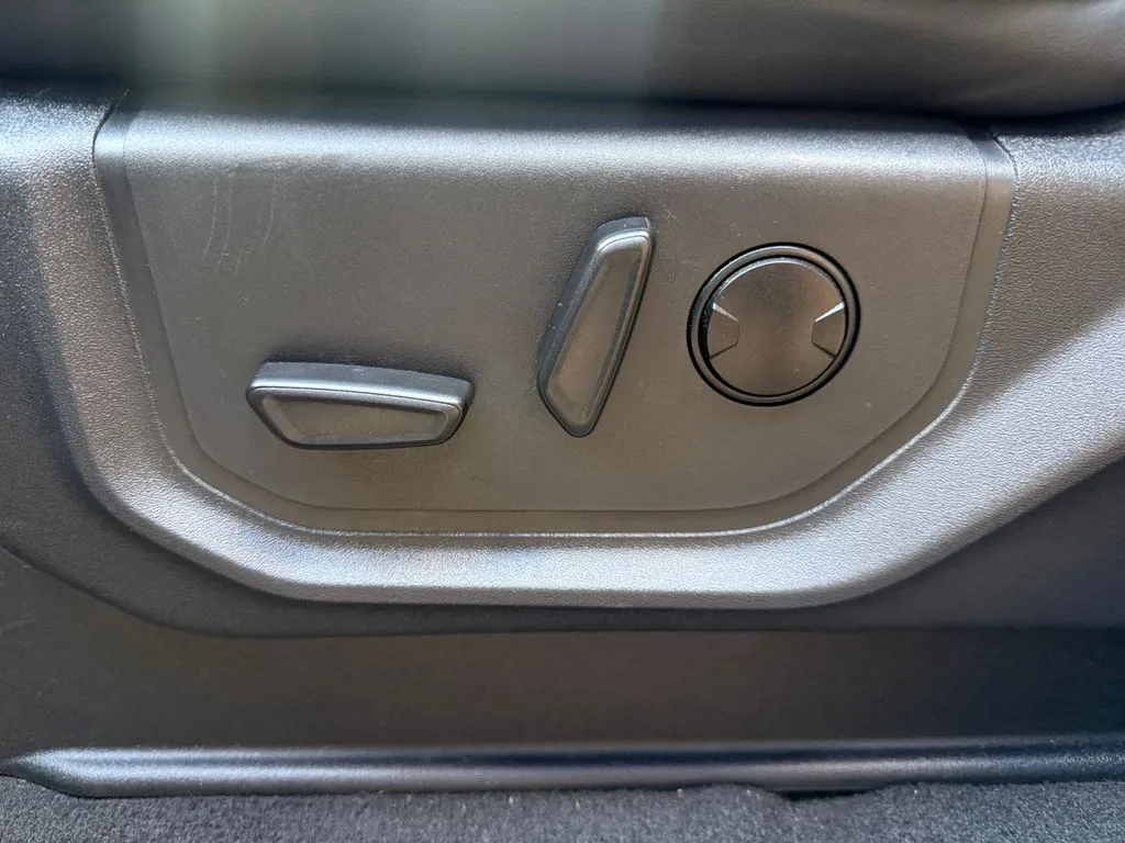 Ford Expedition photo 18