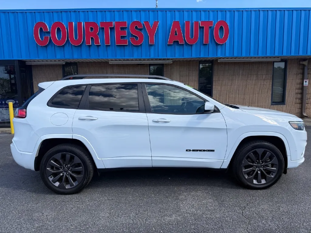 Jeep Cherokee photo 13