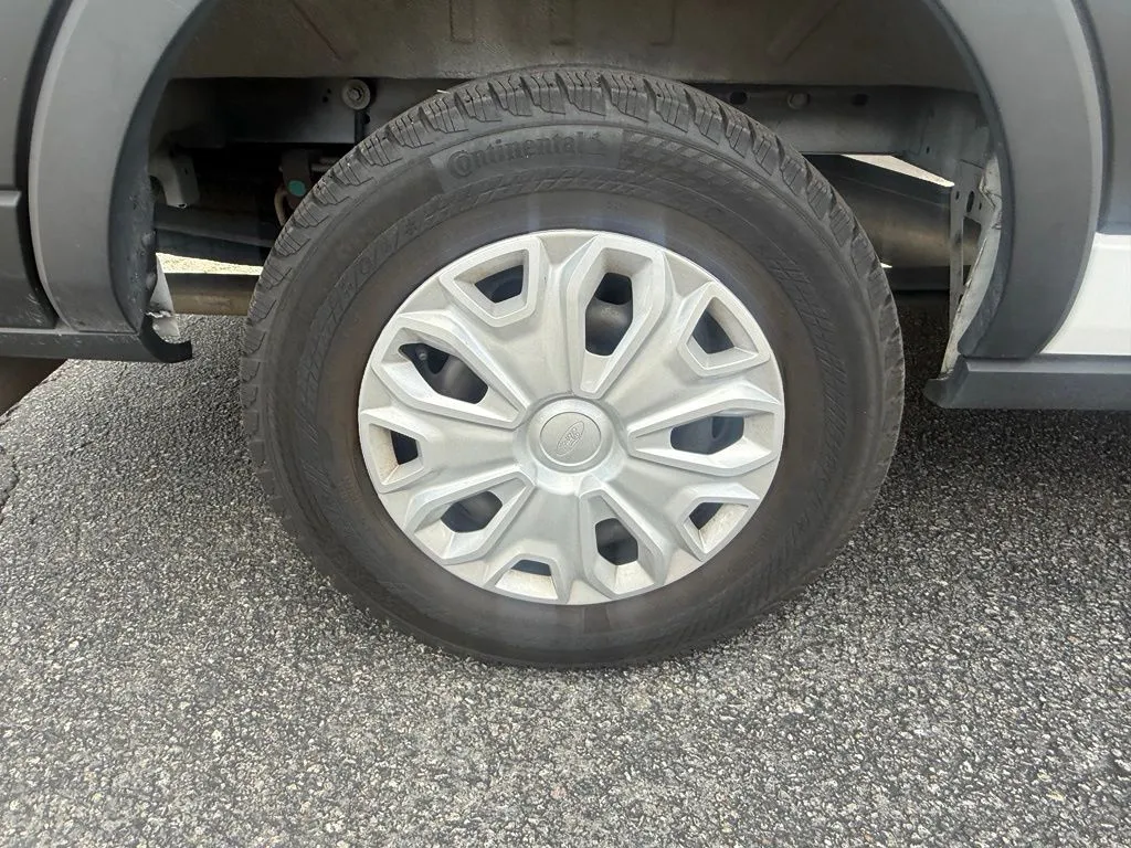 Ford Transit-350 photo 33