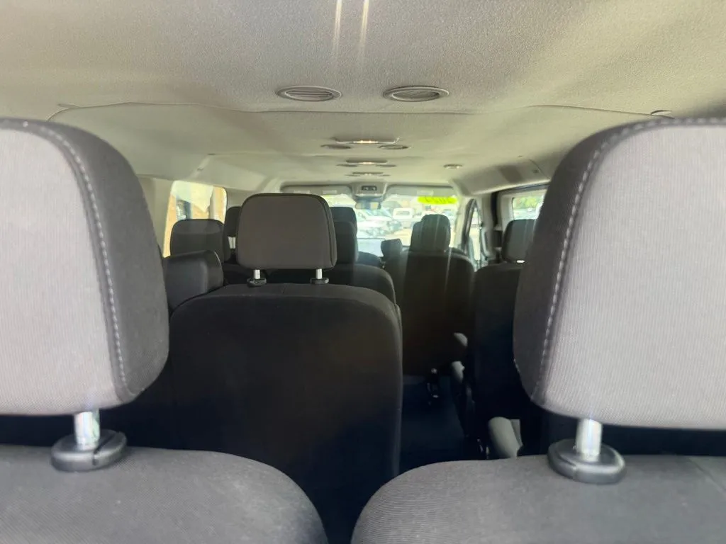 Ford Transit-350 photo 19