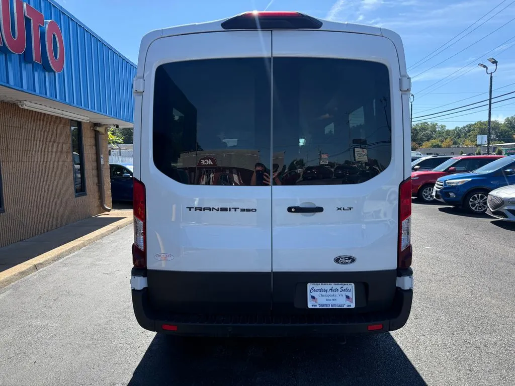 Ford Transit-350 photo 11