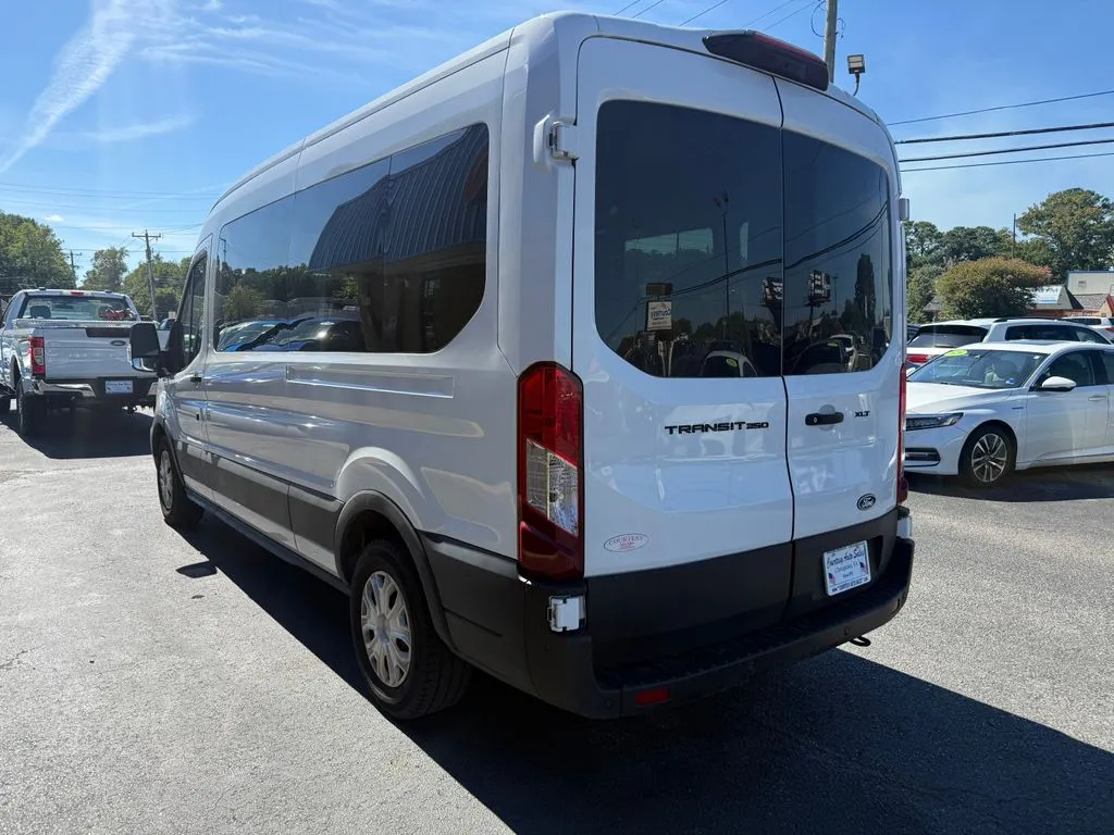 Ford Transit-350 photo 10