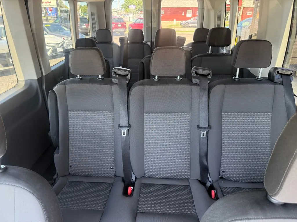 Ford Transit-350 photo 2