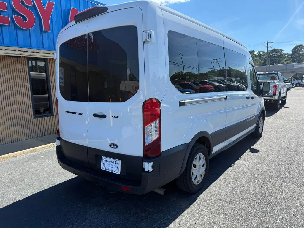 Ford Transit-350 photo 12