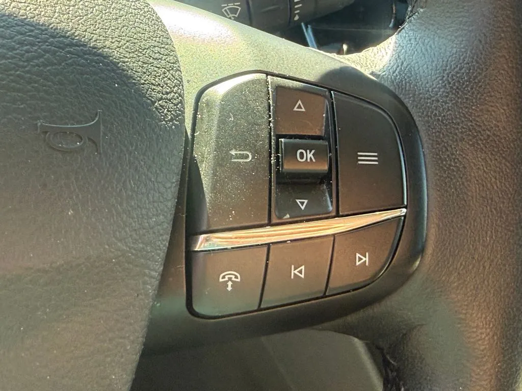 Ford Transit-350 photo 26