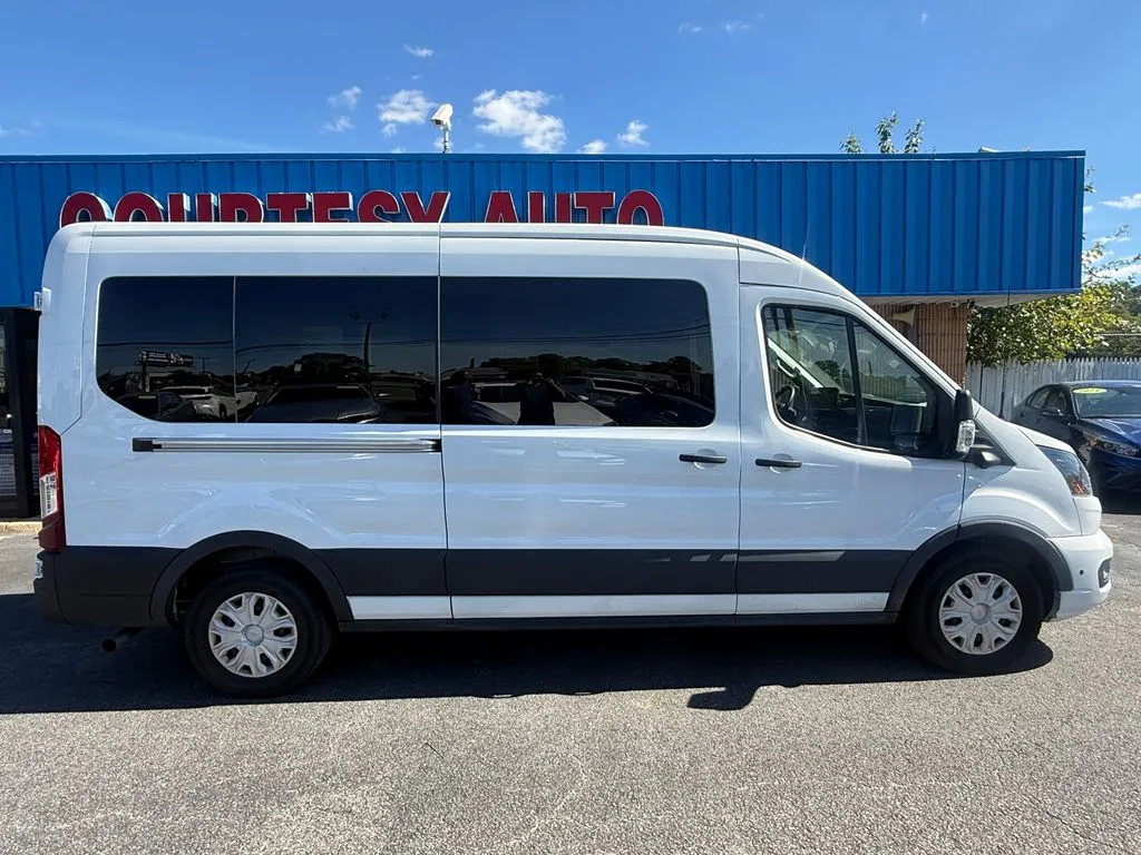 Ford Transit-350 photo 13