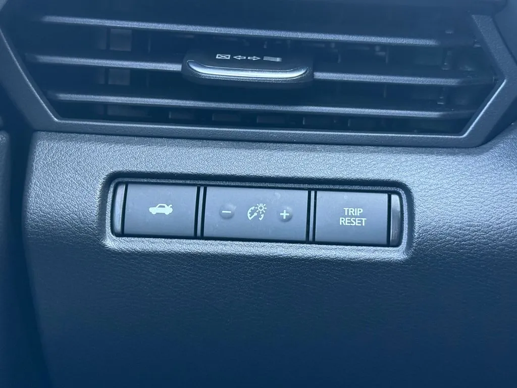 Nissan Altima photo 21