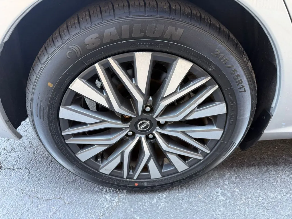 Nissan Altima photo 29