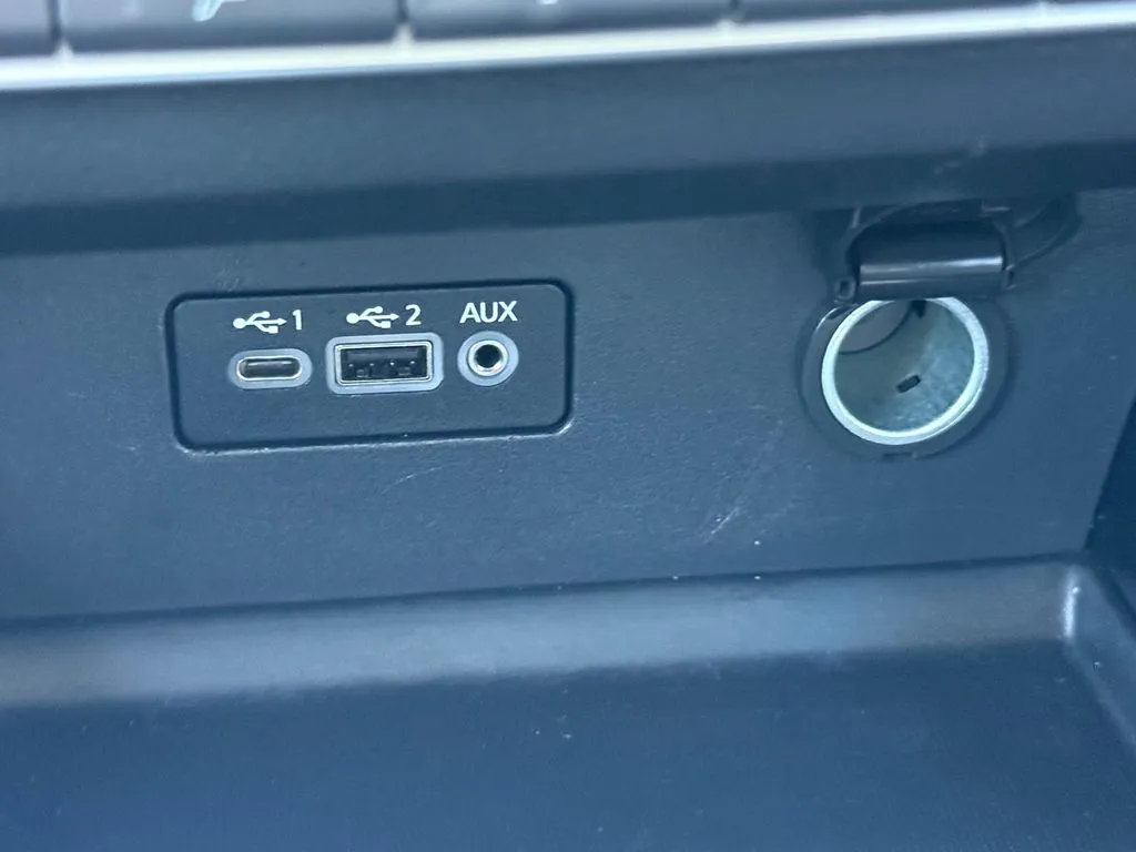 Nissan Altima photo 24