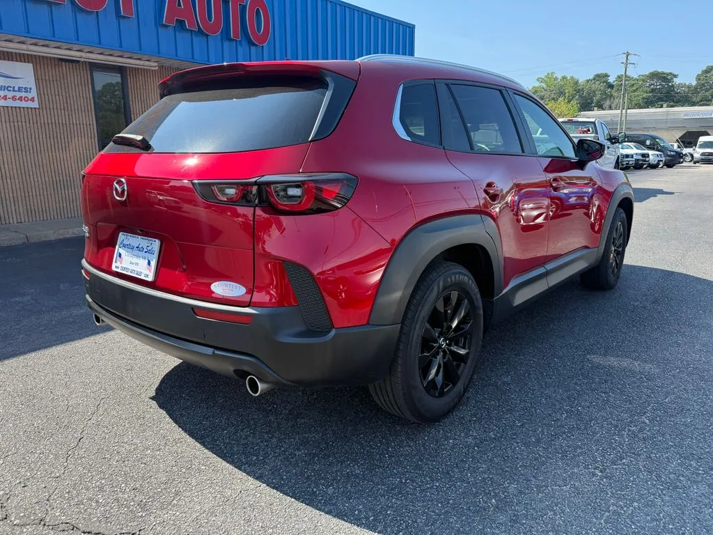 Mazda CX-50 photo 12