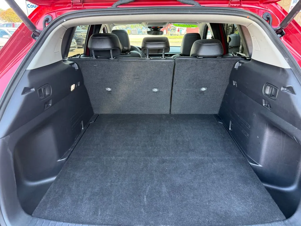 Mazda CX-50 photo 19