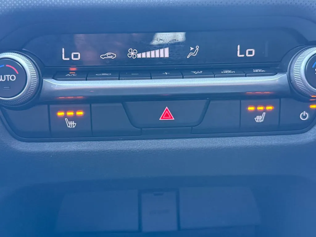 Mazda CX-50 photo 4