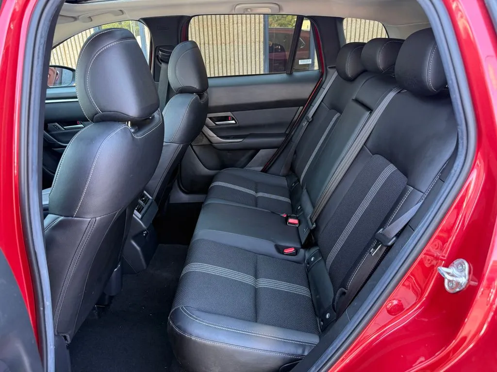 Mazda CX-50 photo 18