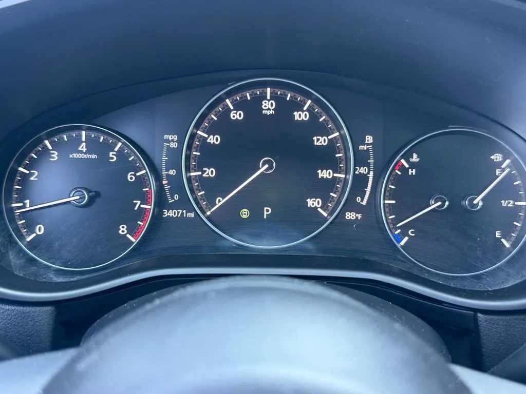 Mazda CX-50 photo 34