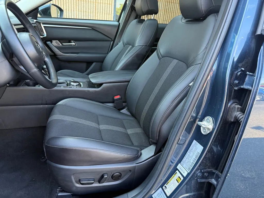 Mazda CX-50 photo 15