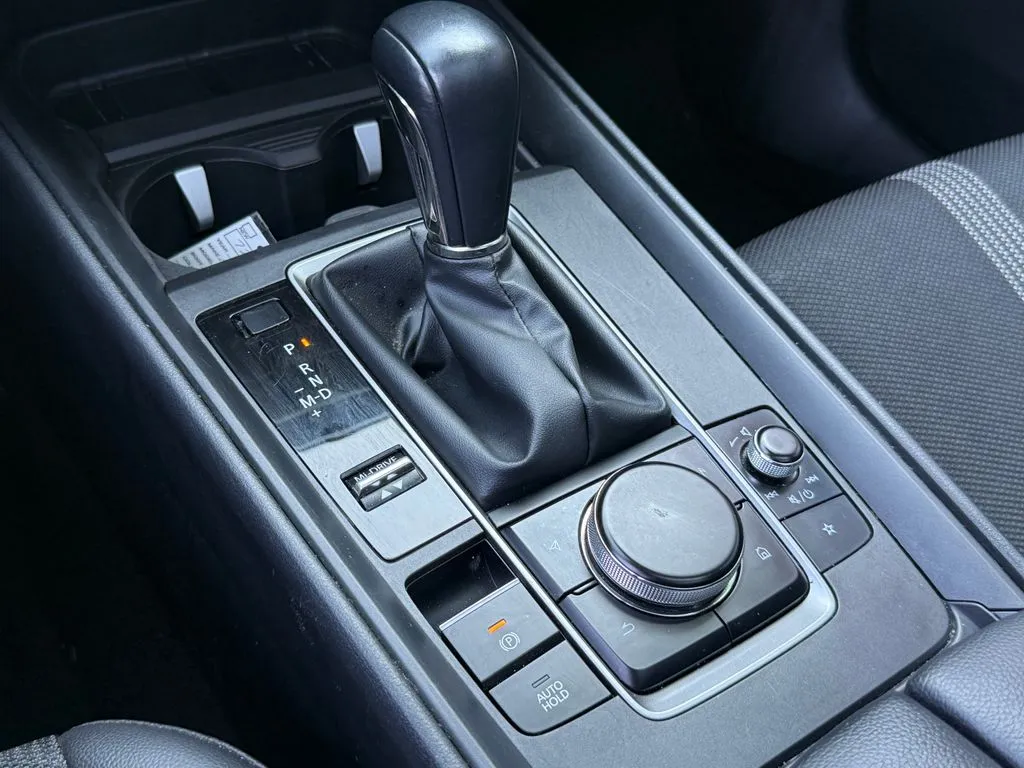 Mazda CX-50 photo 30