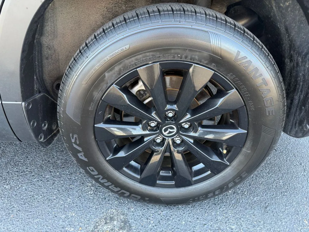 Mazda CX-50 photo 28