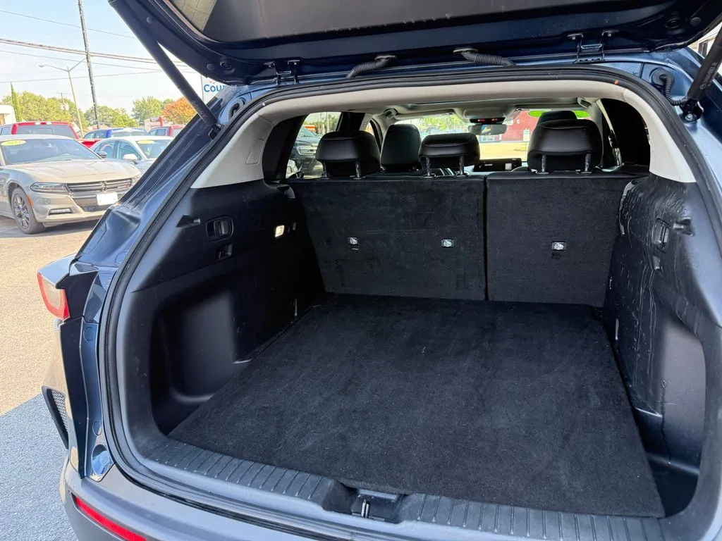 Mazda CX-50 photo 21