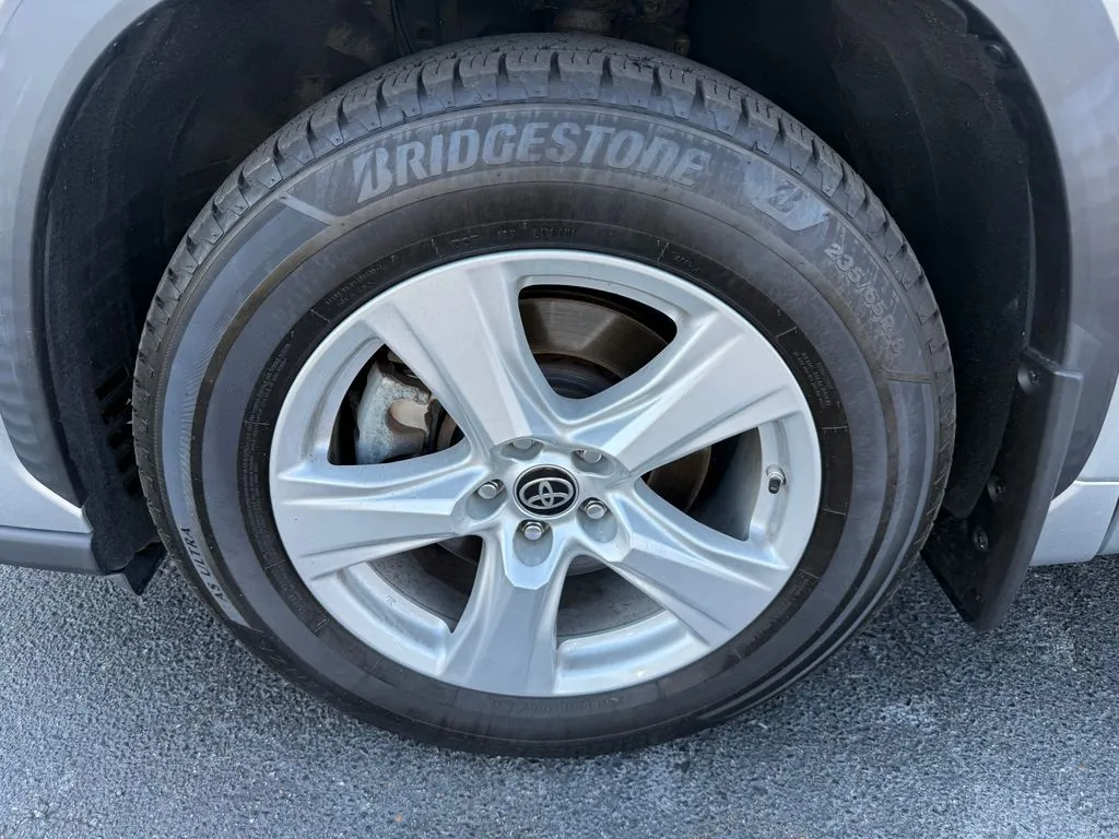 Toyota Highlander photo 32