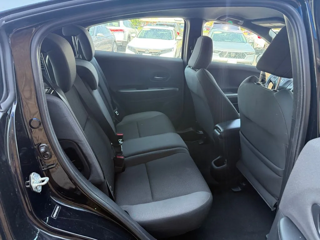 Honda HR-V photo 20