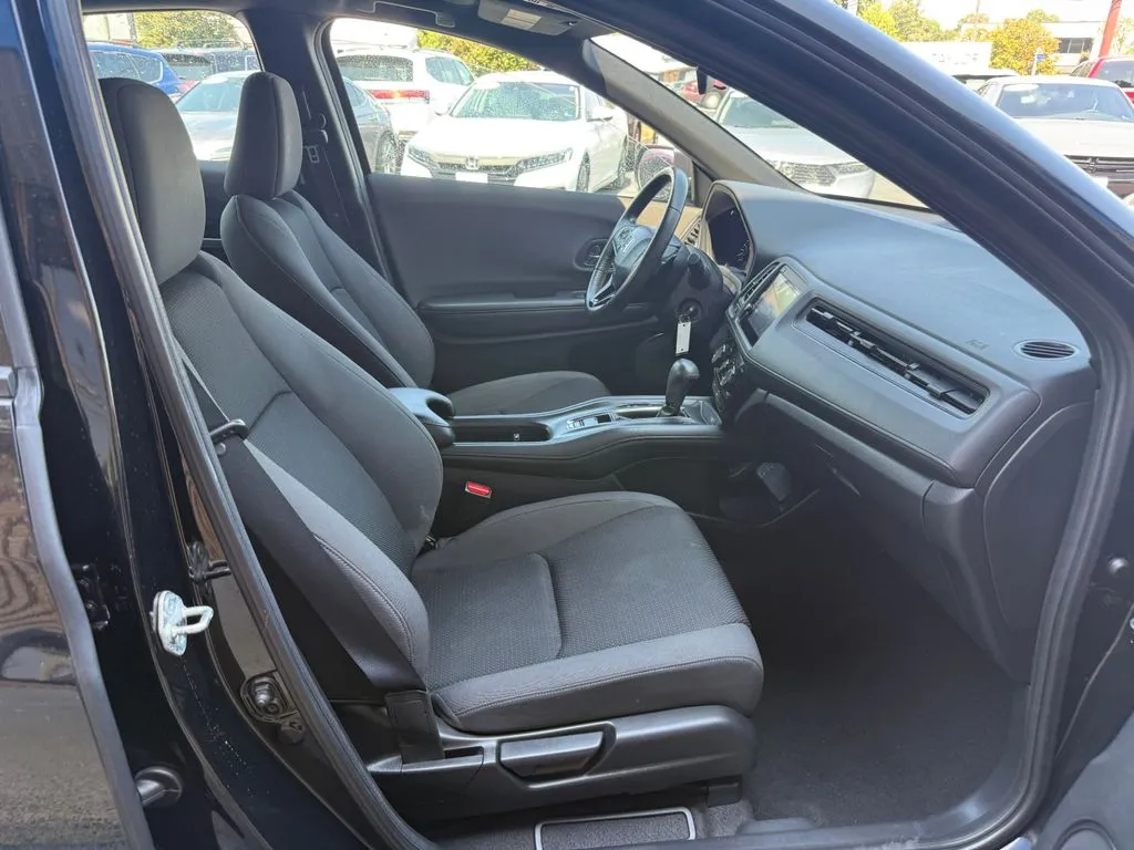 Honda HR-V photo 21