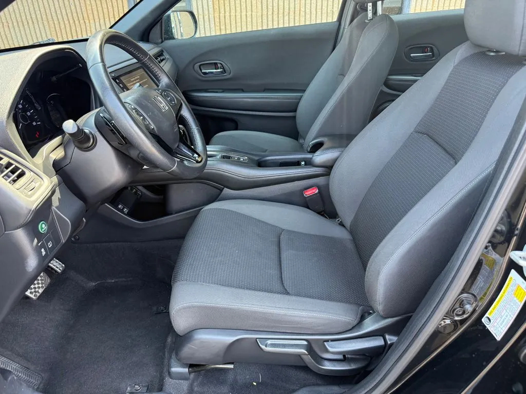Honda HR-V photo 16