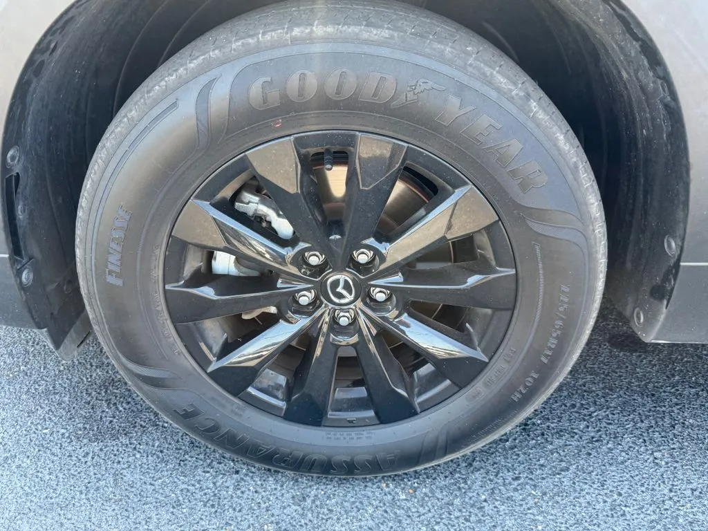 Mazda CX-50 photo 33