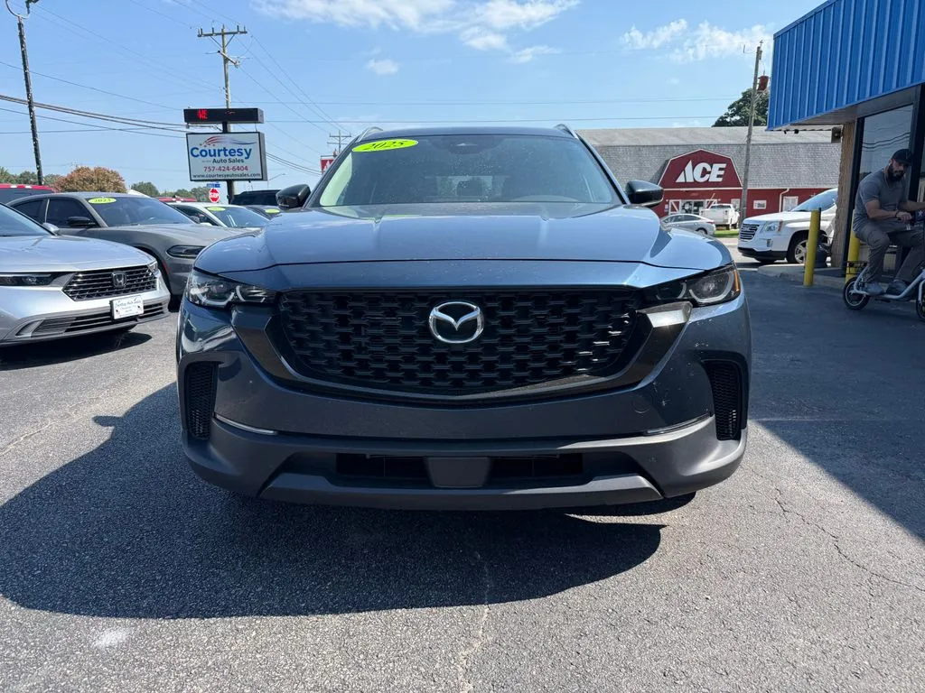 Mazda CX-50 photo 6