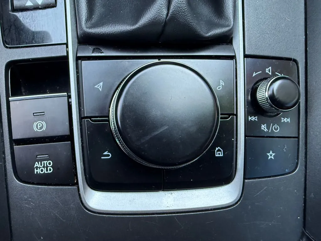 Mazda CX-50 photo 29