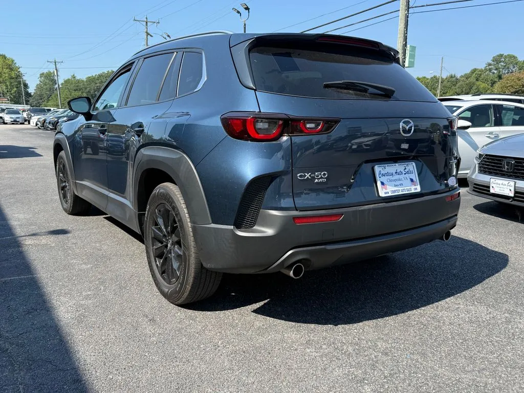 Mazda CX-50 photo 9