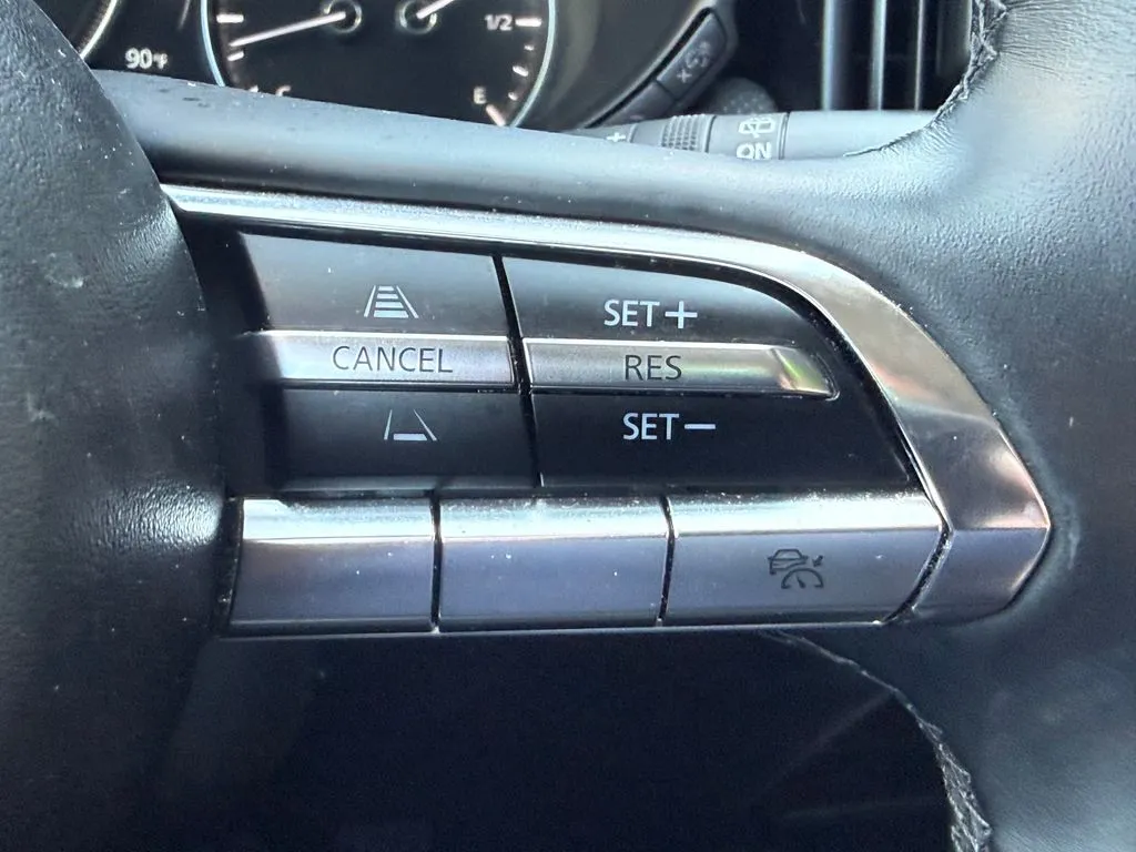 Mazda CX-50 photo 25