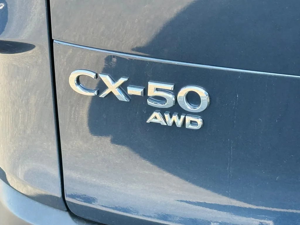 Mazda CX-50 photo 13