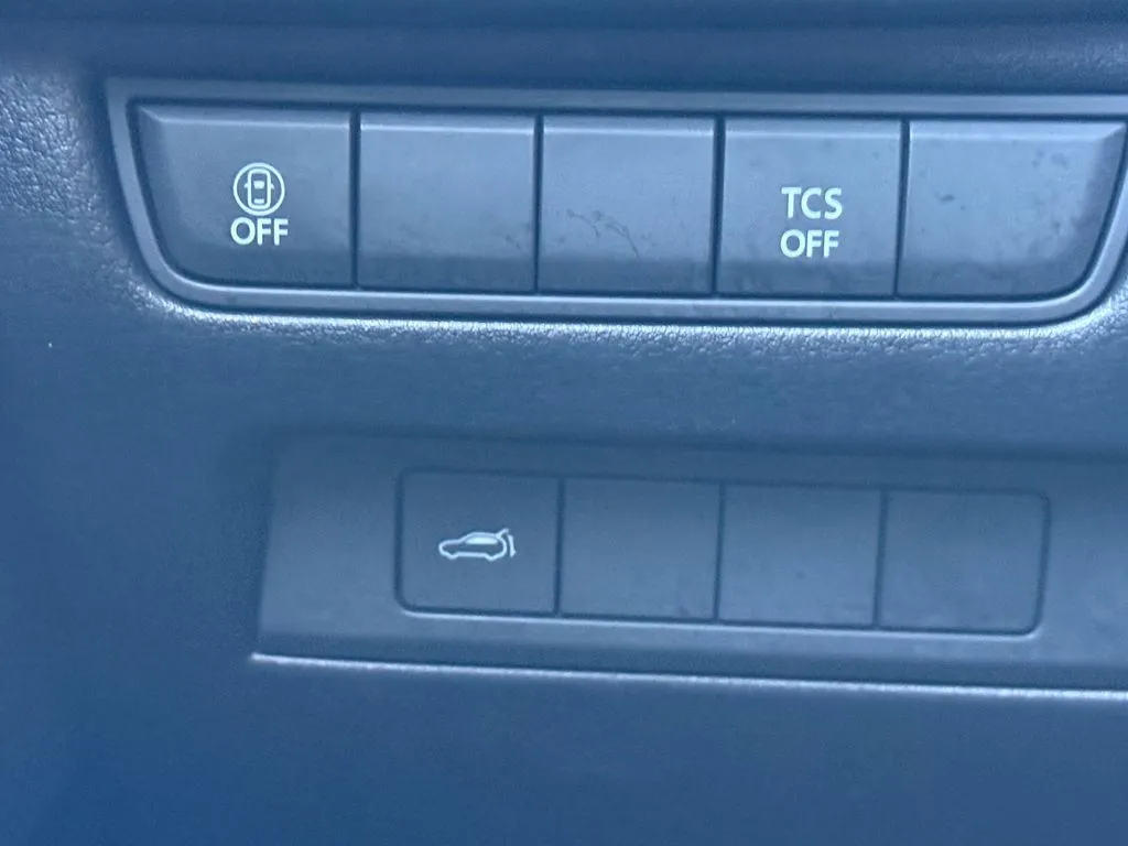 Mazda CX-50 photo 27