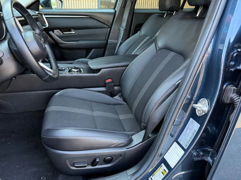 Mazda CX-50 photo 15