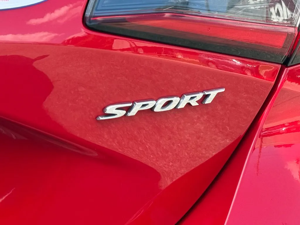 Honda Civic photo 17