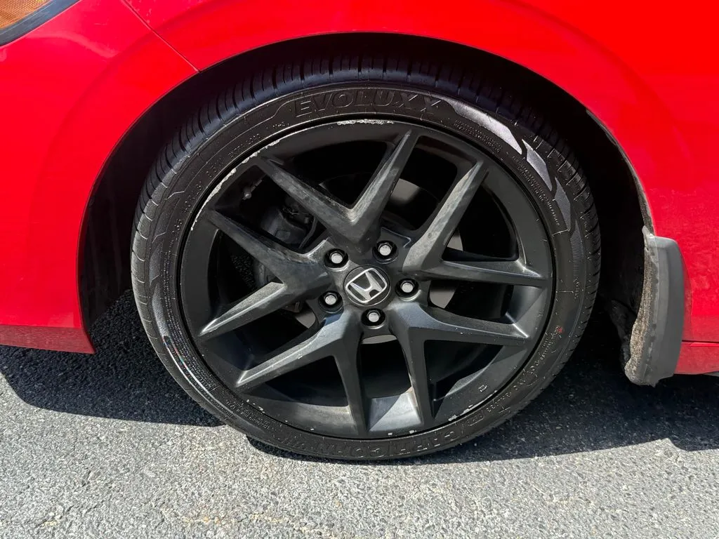 Honda Civic photo 11