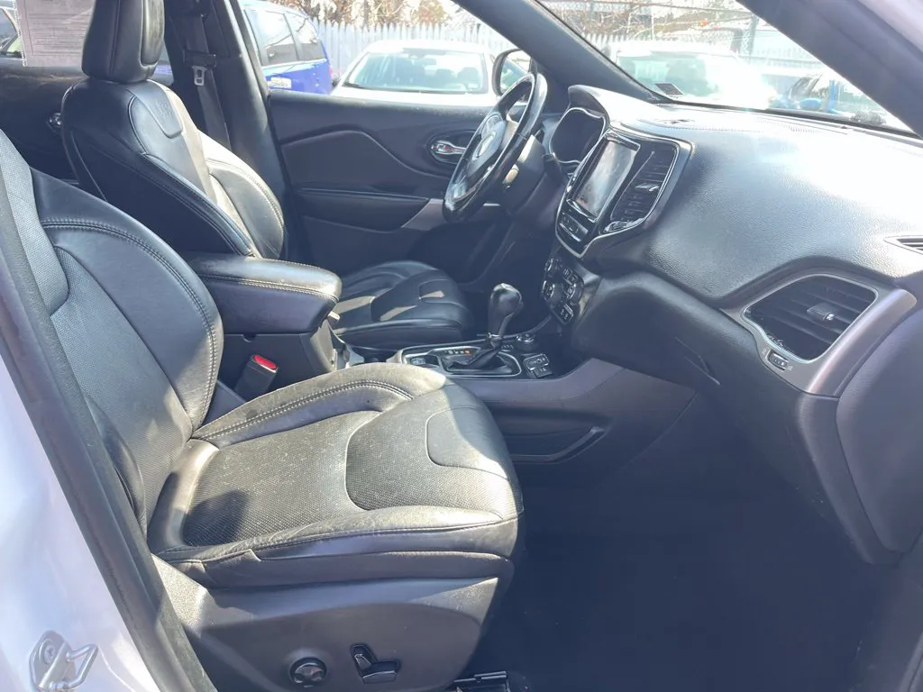 2021 Jeep Cherokee High Altitude - Photo 18