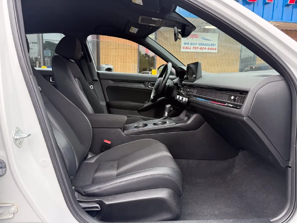 Honda Civic photo 16