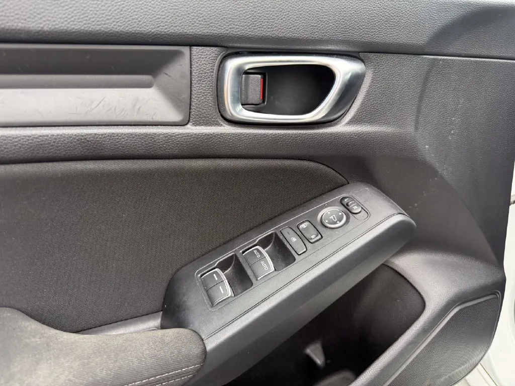 Honda Civic photo 11