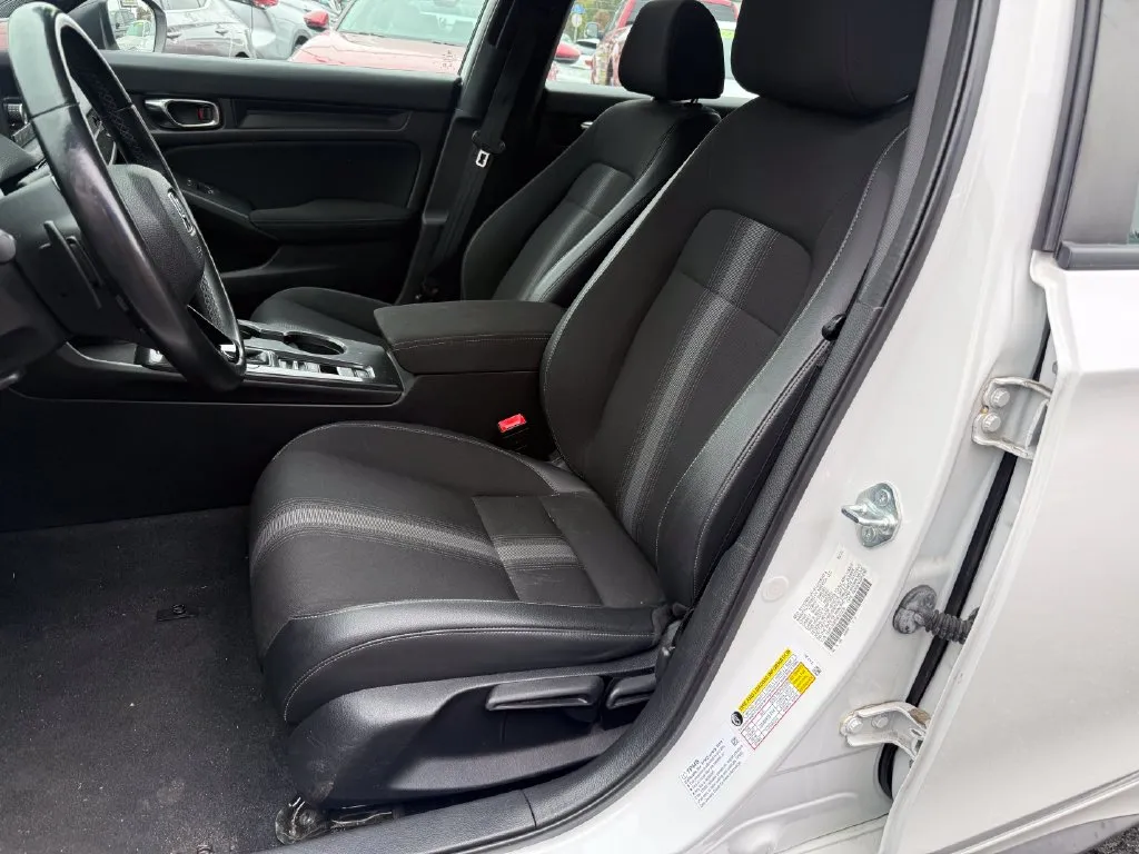 Honda Civic photo 10