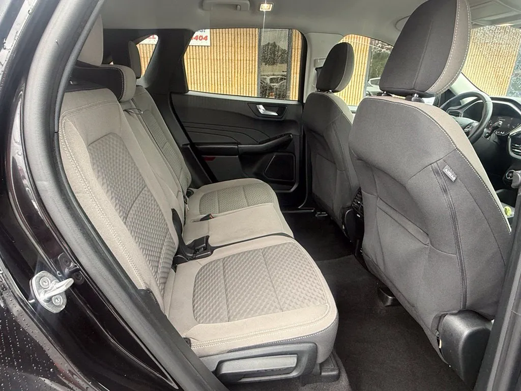 Ford Escape photo 14