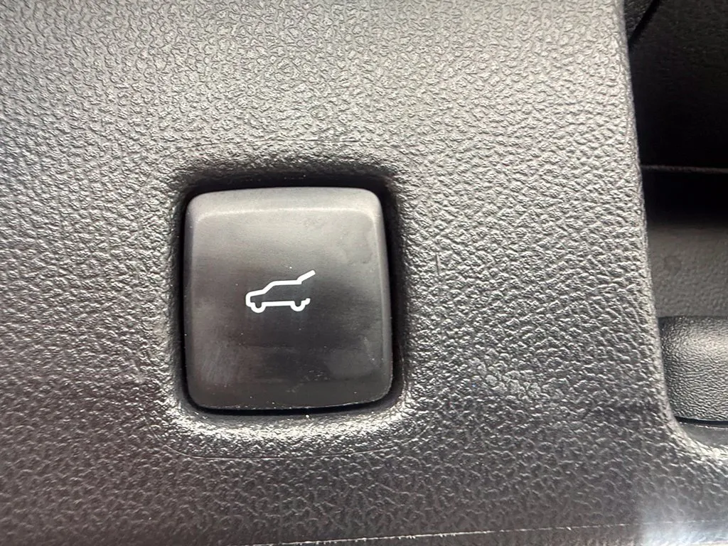 Ford Escape photo 15